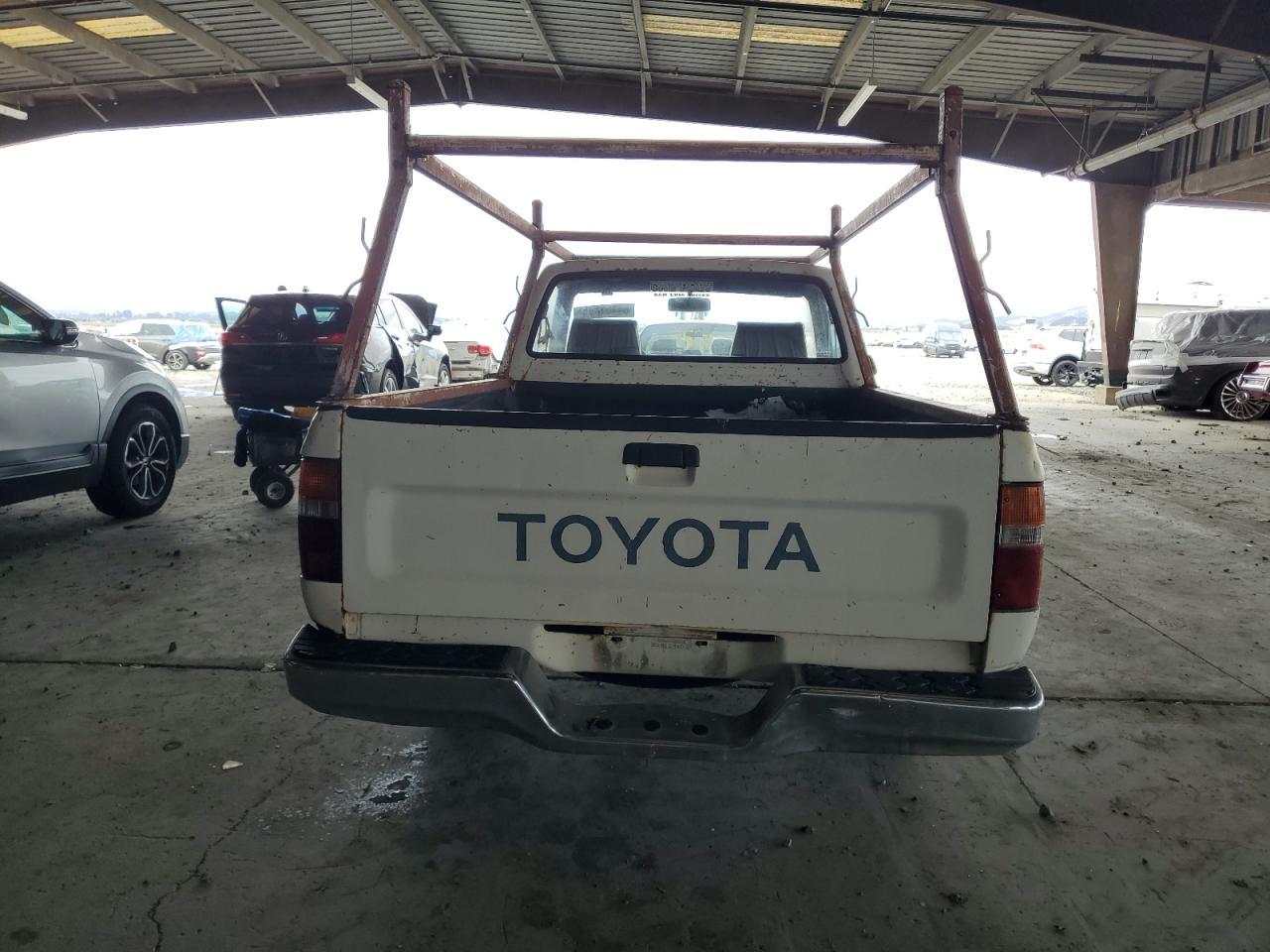 1992 TOYOTA Pickup