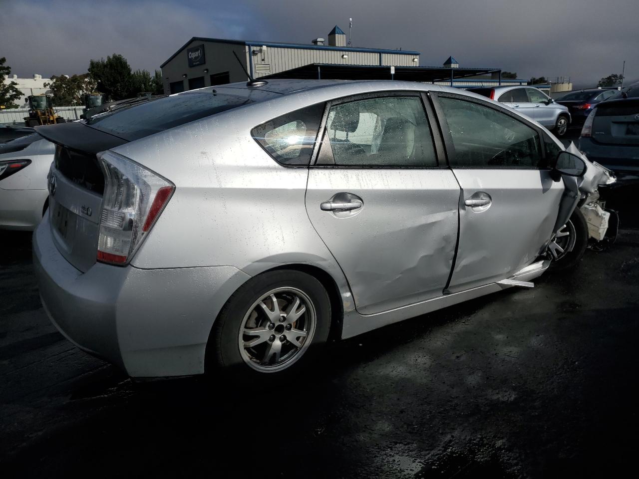 2011 TOYOTA PRIUS