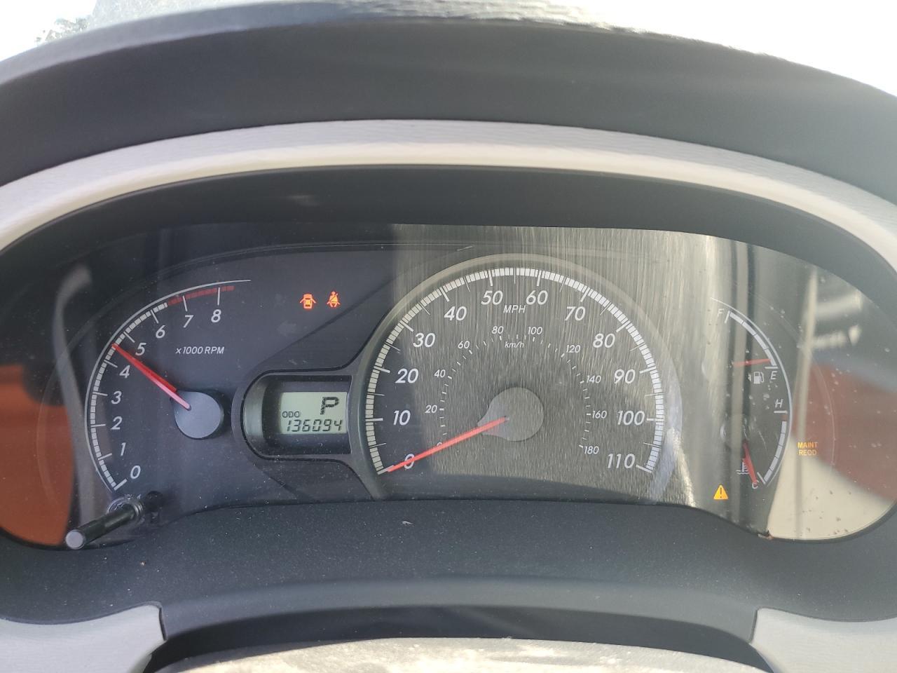 2011 TOYOTA SIENNA