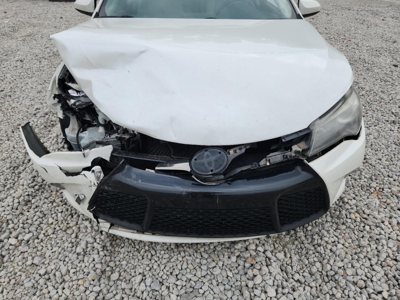 2016 TOYOTA CAMRY