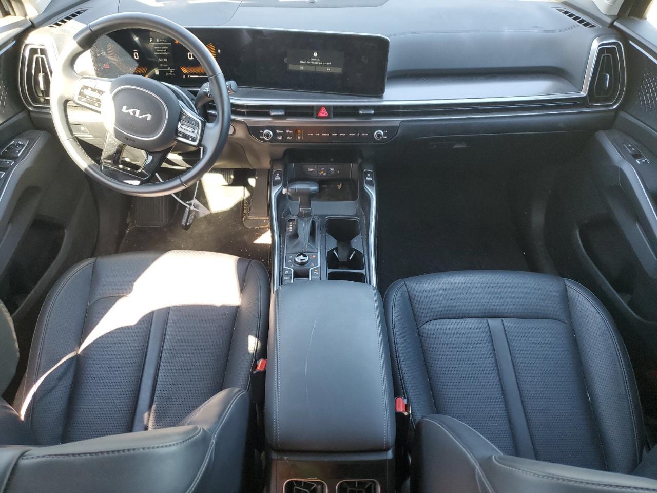 2025 KIA SORENTO