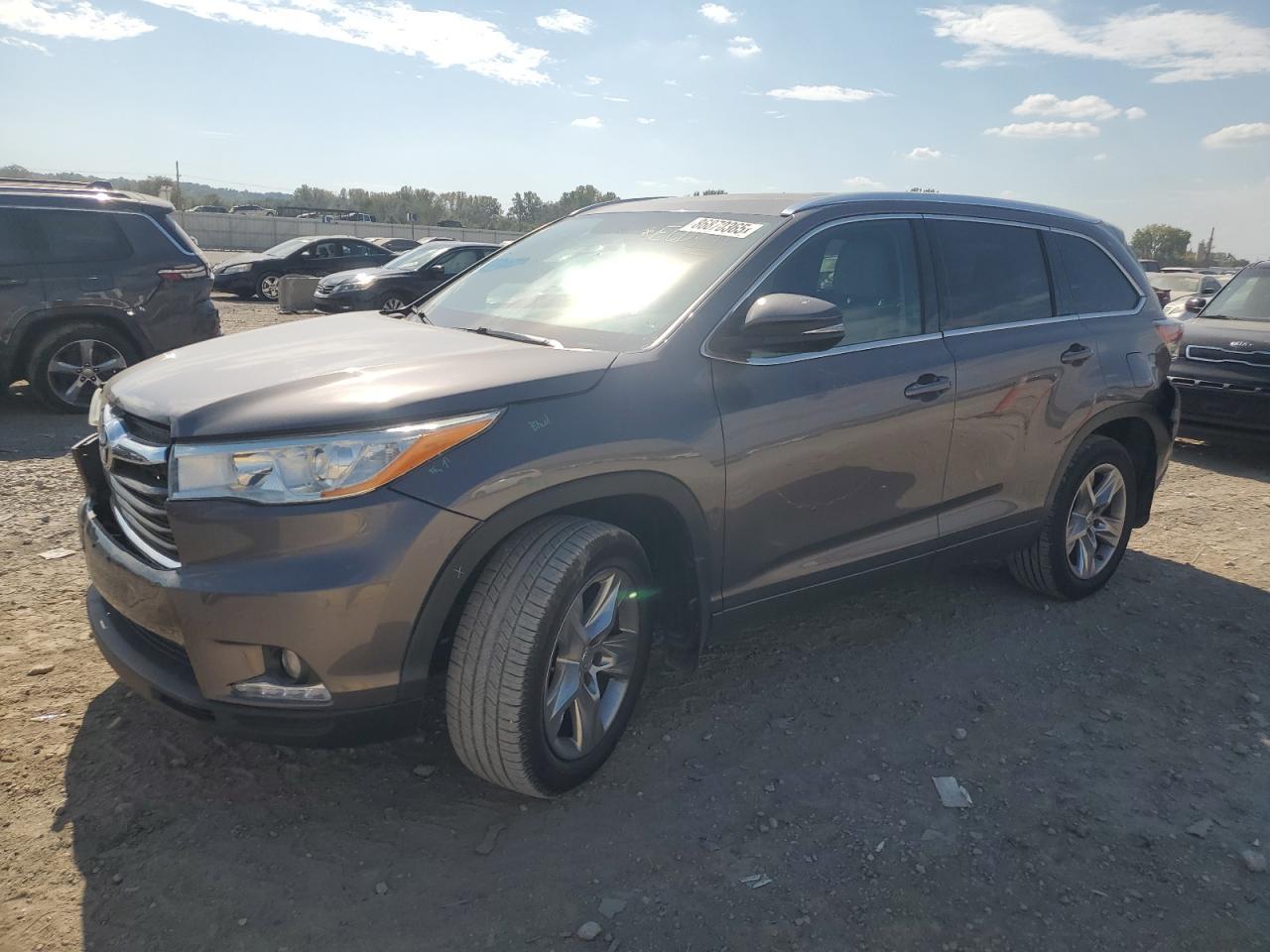 2015 TOYOTA HIGHLANDER