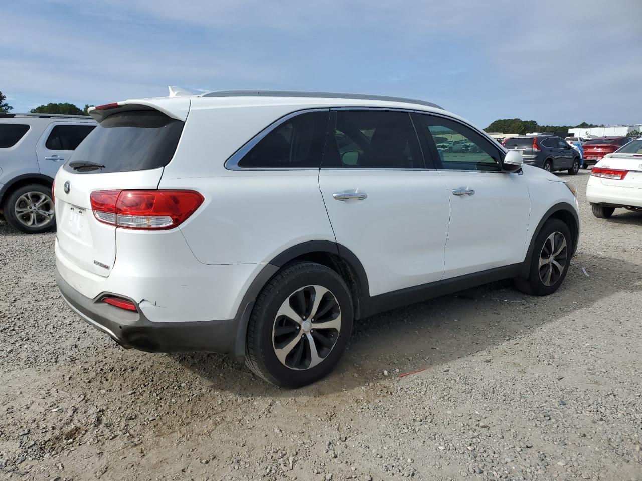 2016 KIA SORENTO