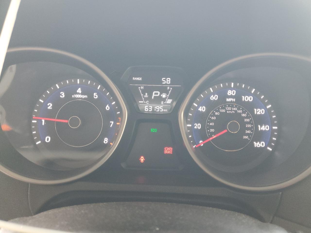 2016 HYUNDAI ELANTRA