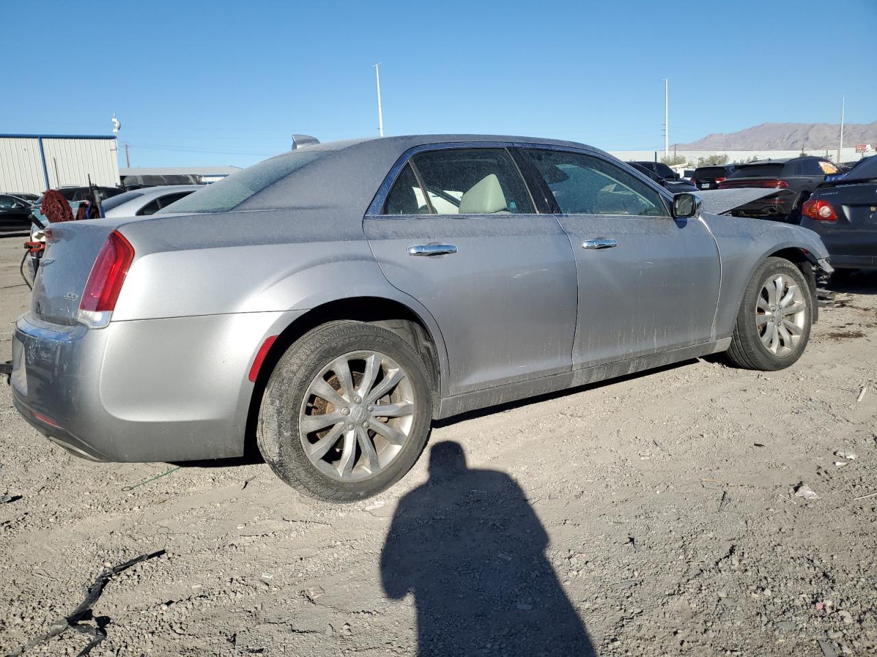 2018 CHRYSLER 300