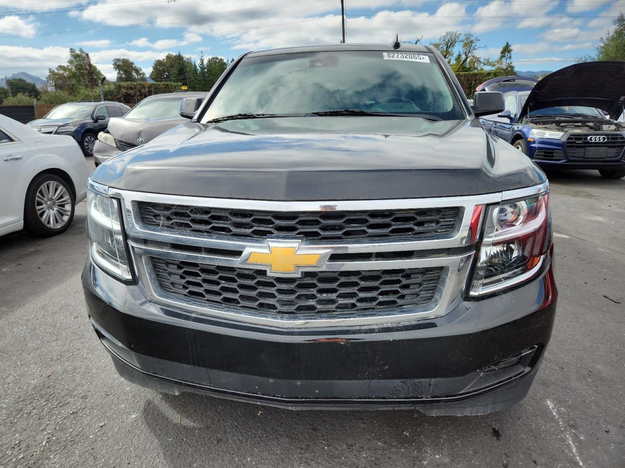 2015 CHEVROLET Suburban