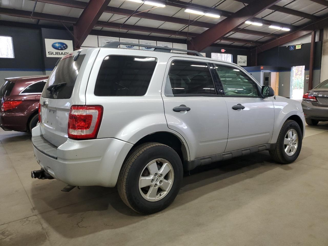 2009 FORD ESCAPE