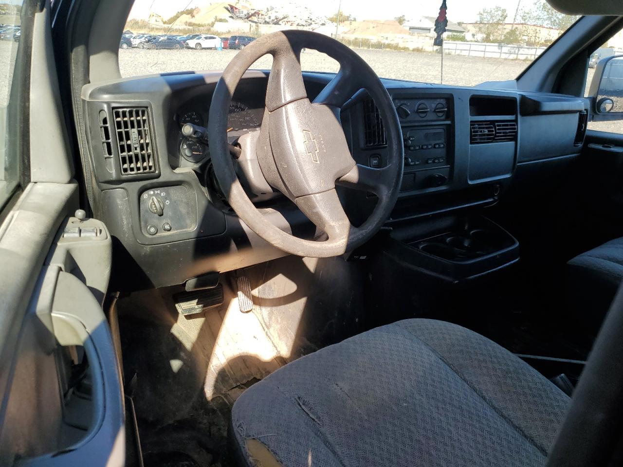 2003 CHEVROLET Express 3500