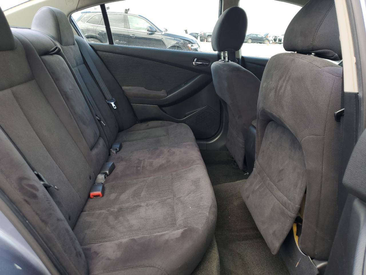 2012 NISSAN ALTIMA