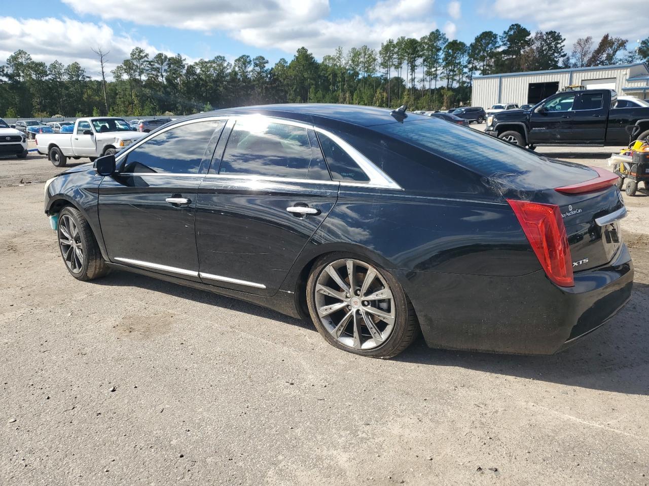 2013 CADILLAC XTS