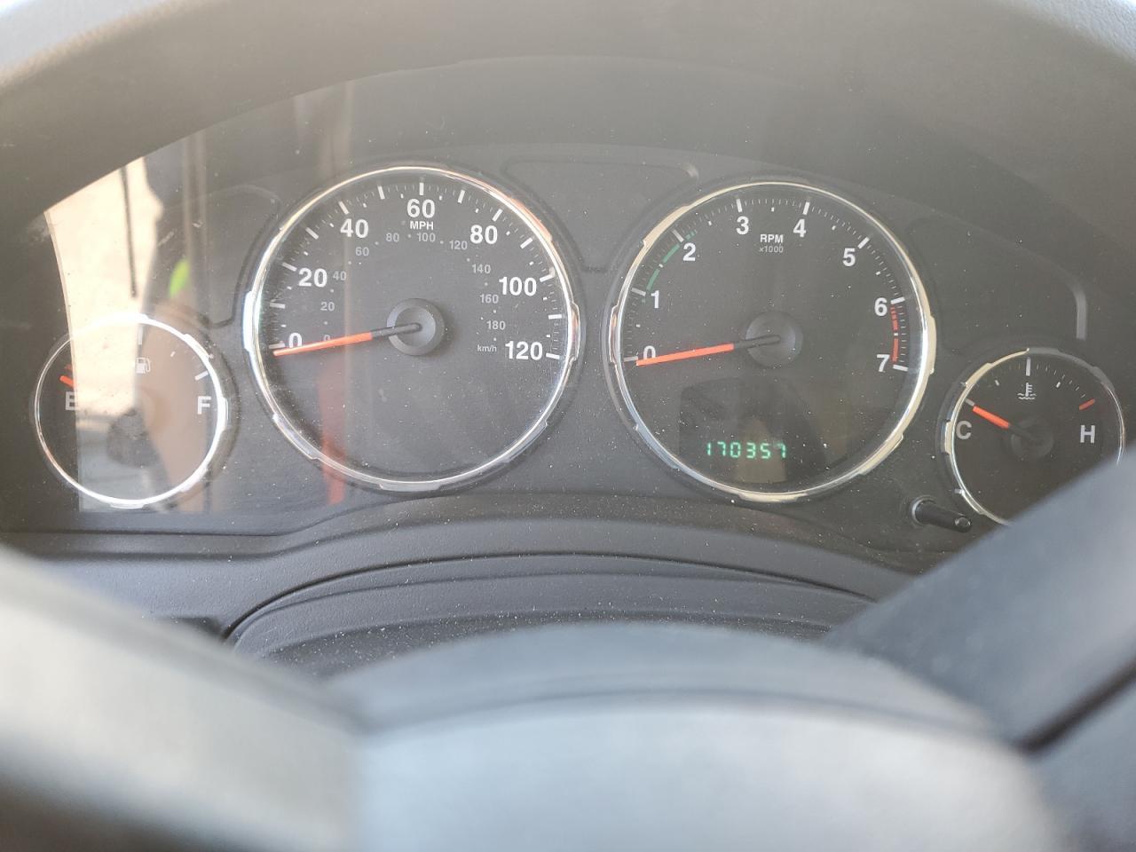 2012 JEEP Liberty