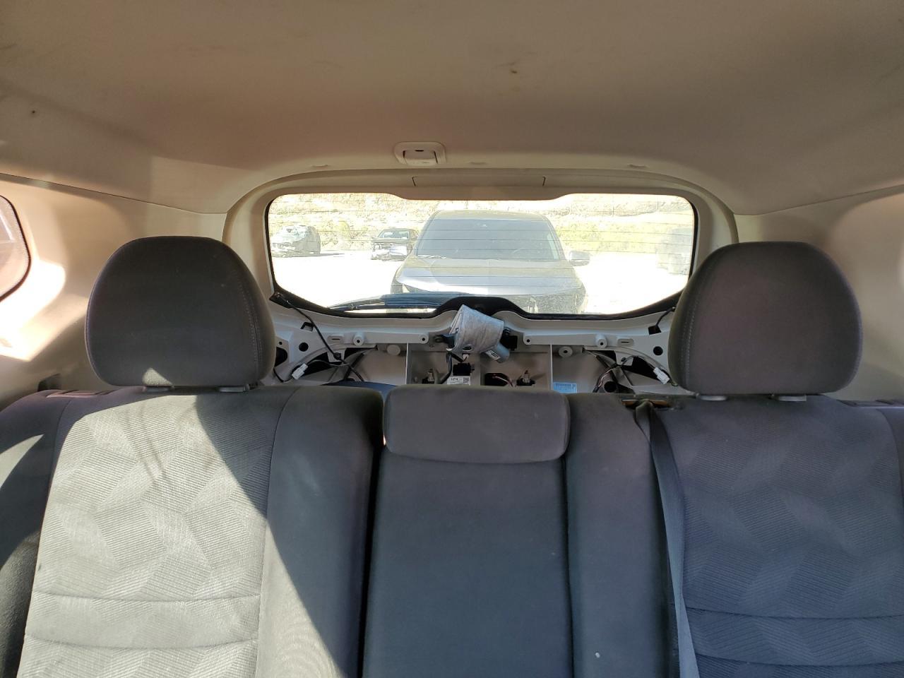 2015 NISSAN ROGUE