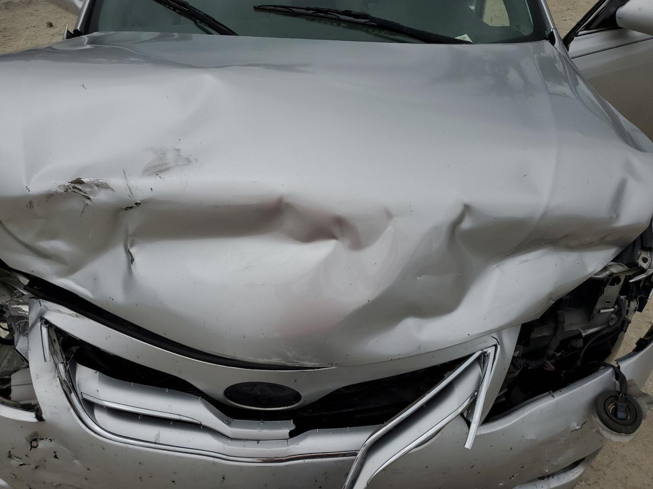 2010 TOYOTA CAMRY