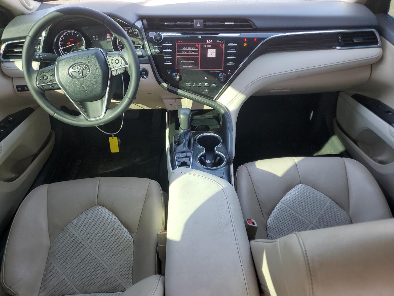 2018 TOYOTA CAMRY