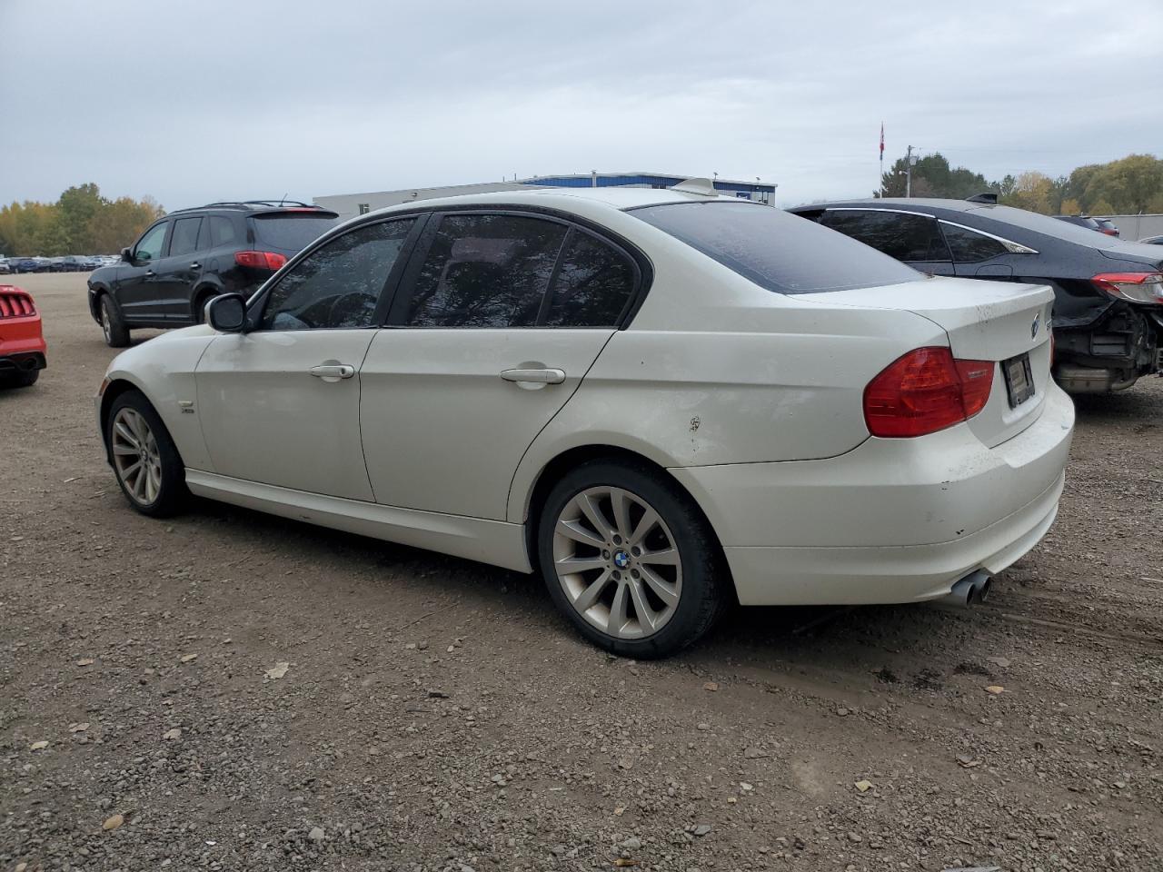 2011 BMW 3 SERIES