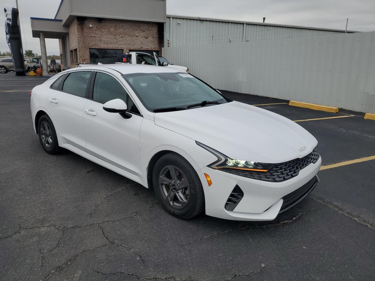 2022 KIA K5