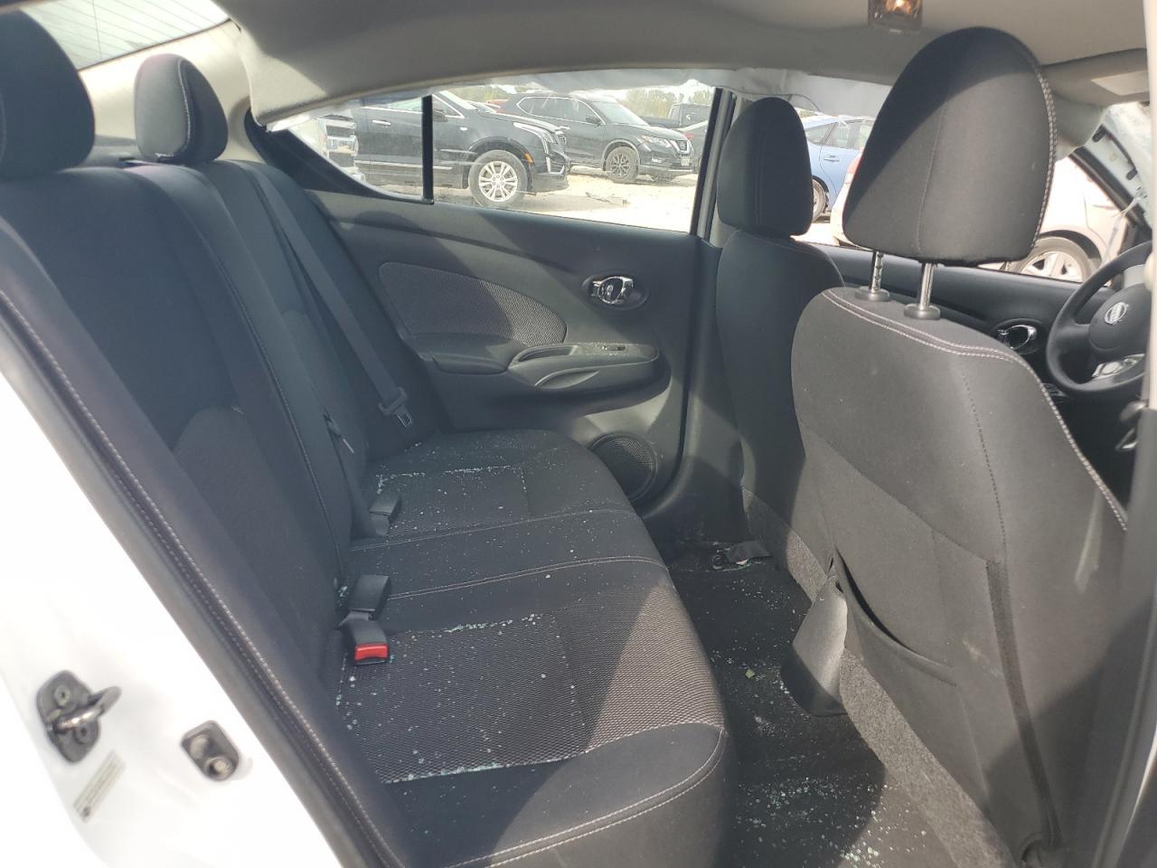 2014 NISSAN VERSA