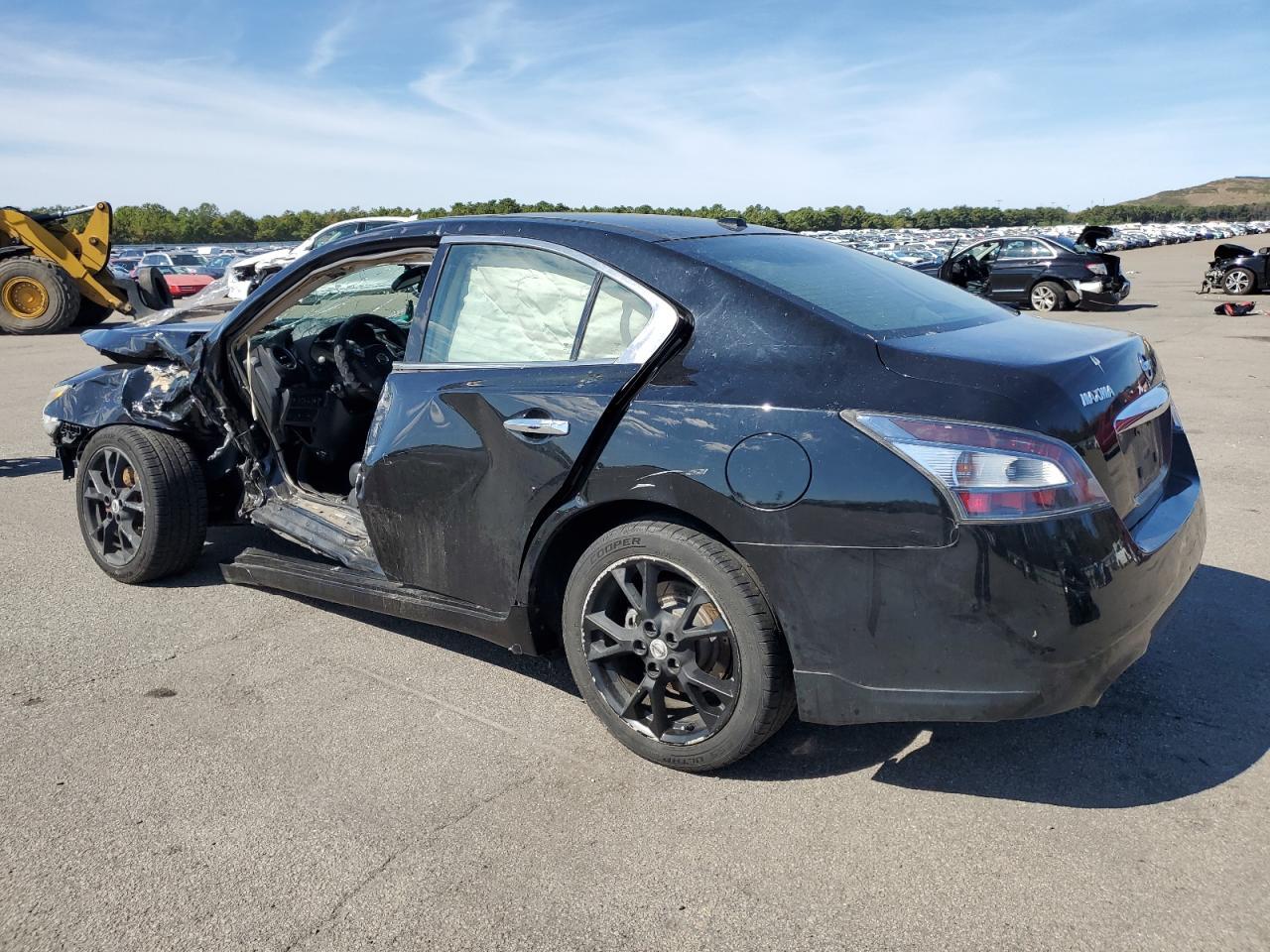 2014 NISSAN Maxima