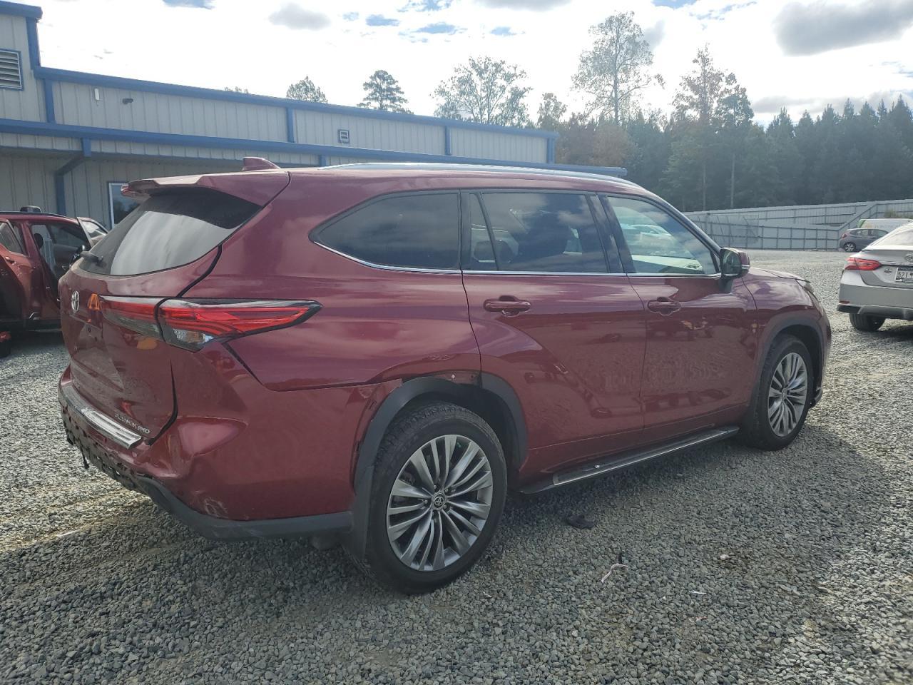 2020 TOYOTA HIGHLANDER