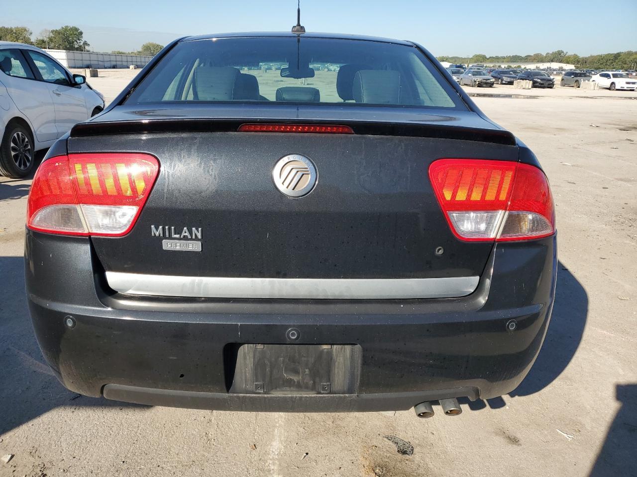 2011 MERCURY Milan