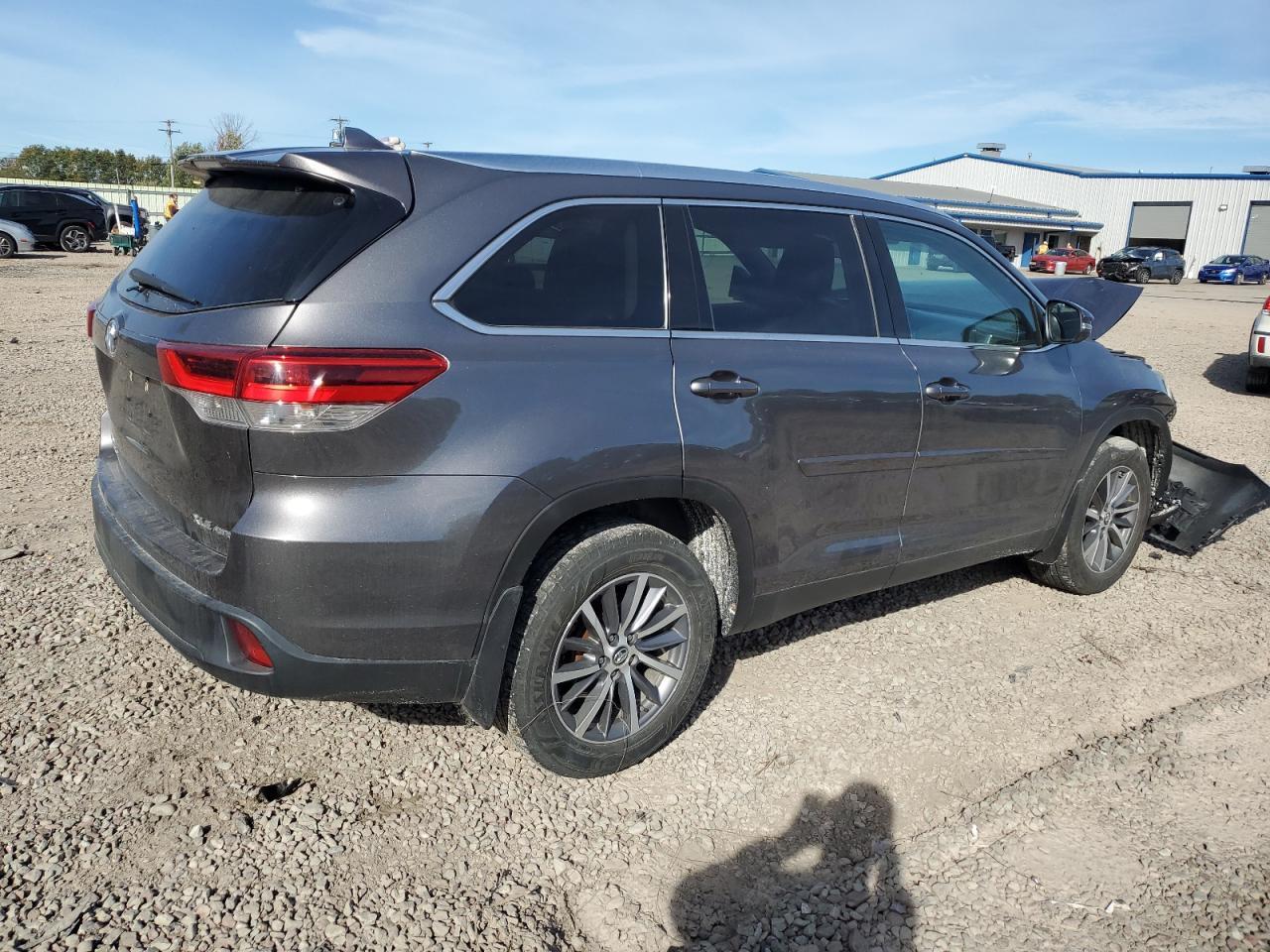 2019 TOYOTA HIGHLANDER