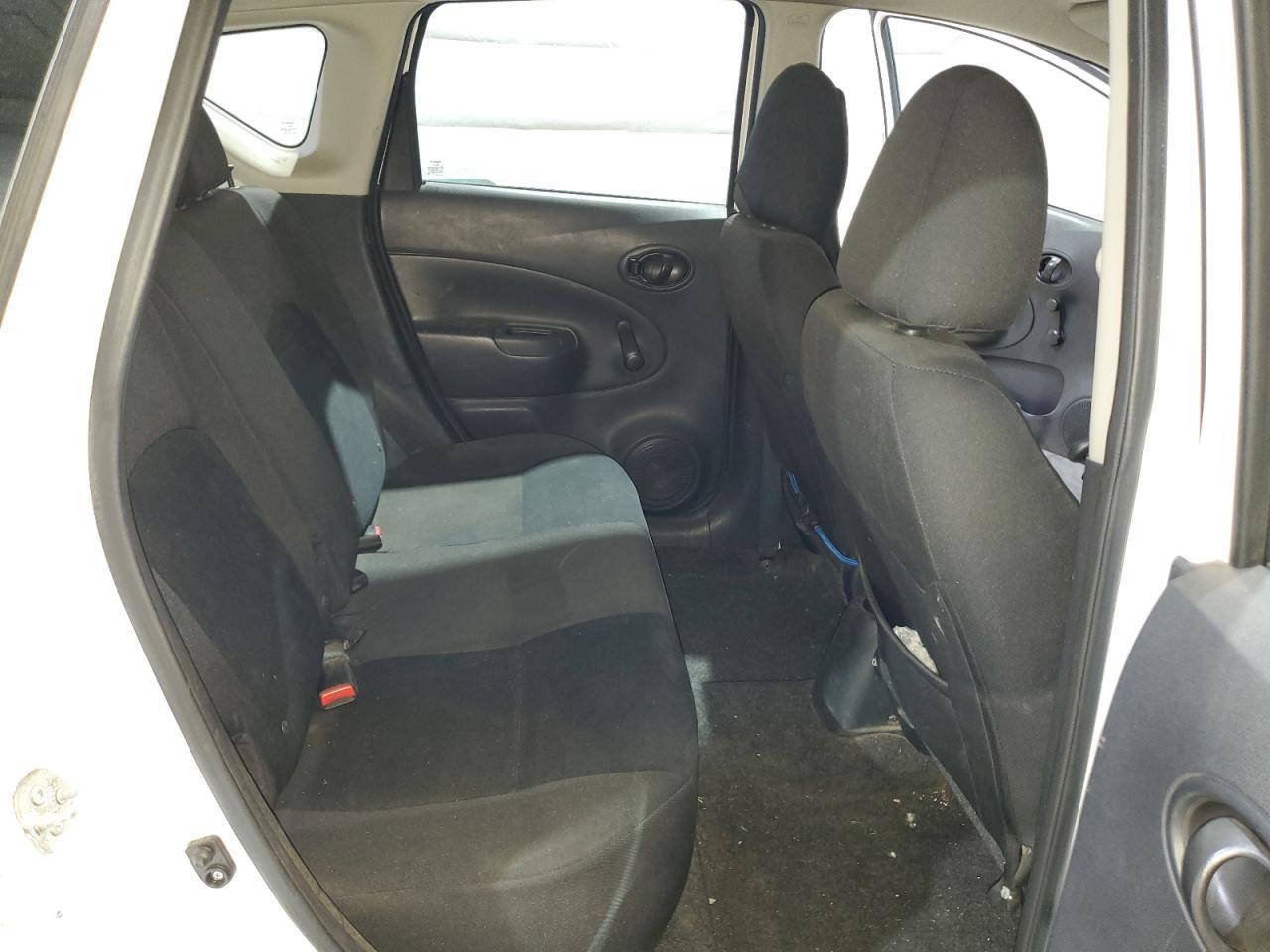 2016 NISSAN Versa Note
