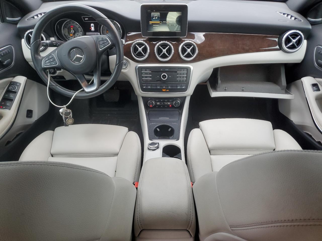 2017 MERCEDES-BENZ GLA-Class