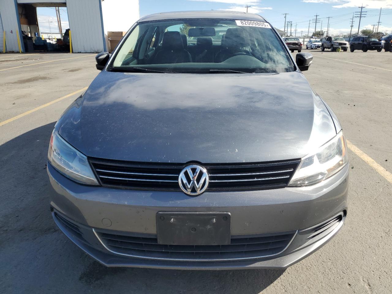 2013 VOLKSWAGEN JETTA