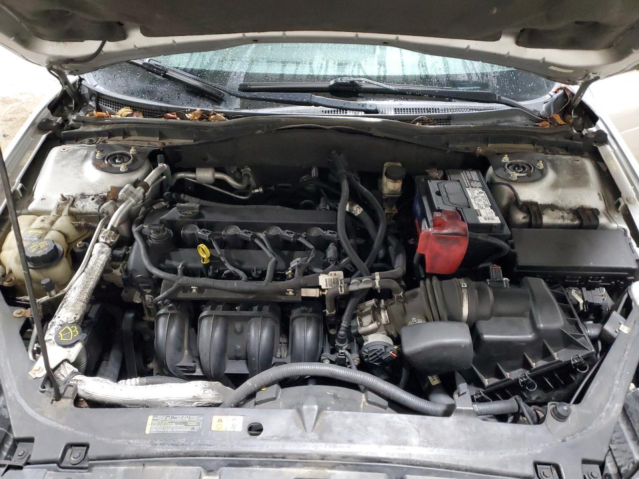 2011 MERCURY Milan