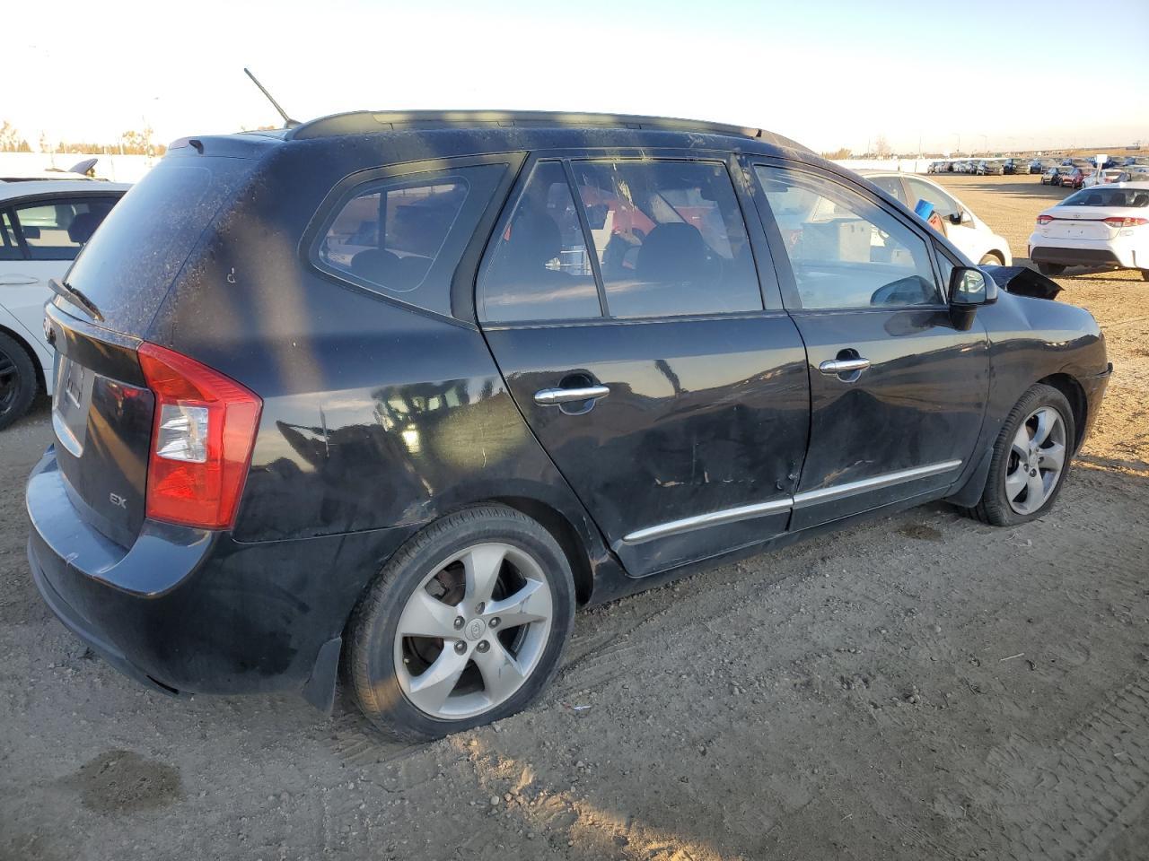 2008 KIA RONDO
