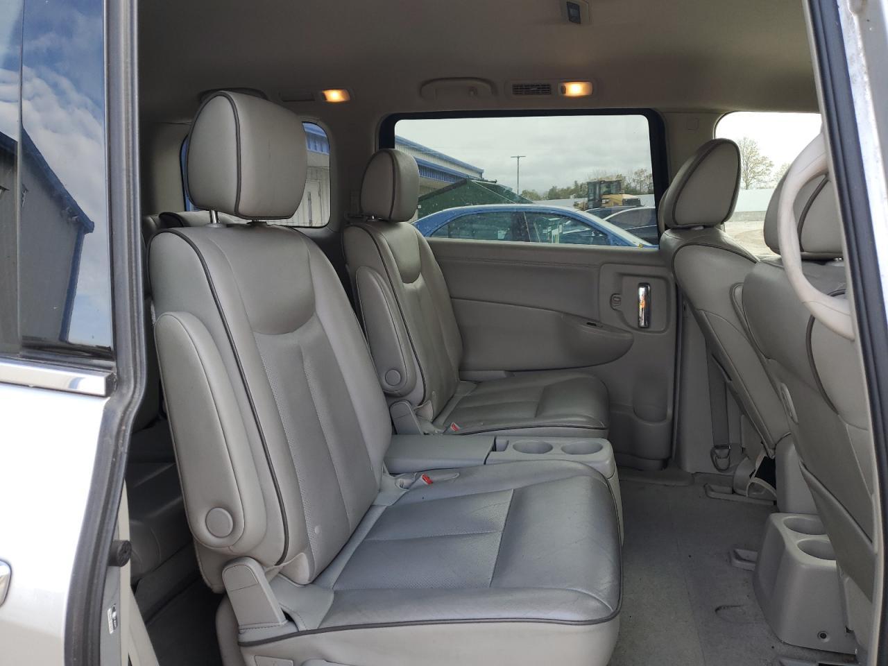 2014 NISSAN Quest