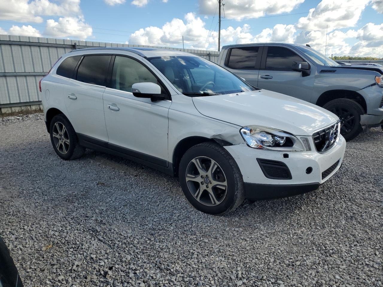 2013 VOLVO XC60