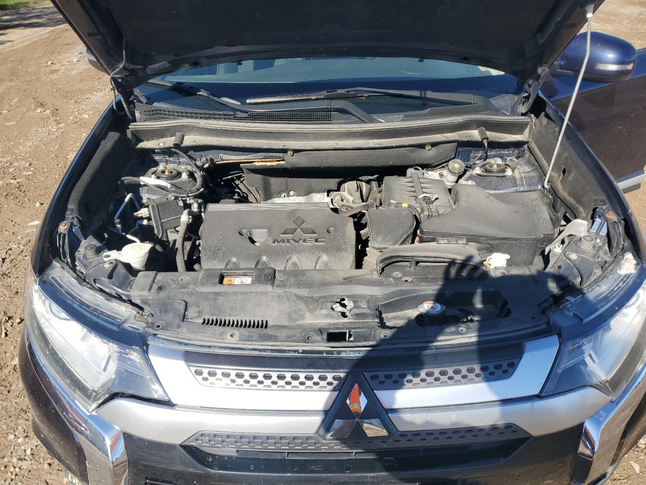 2020 MITSUBISHI outlander