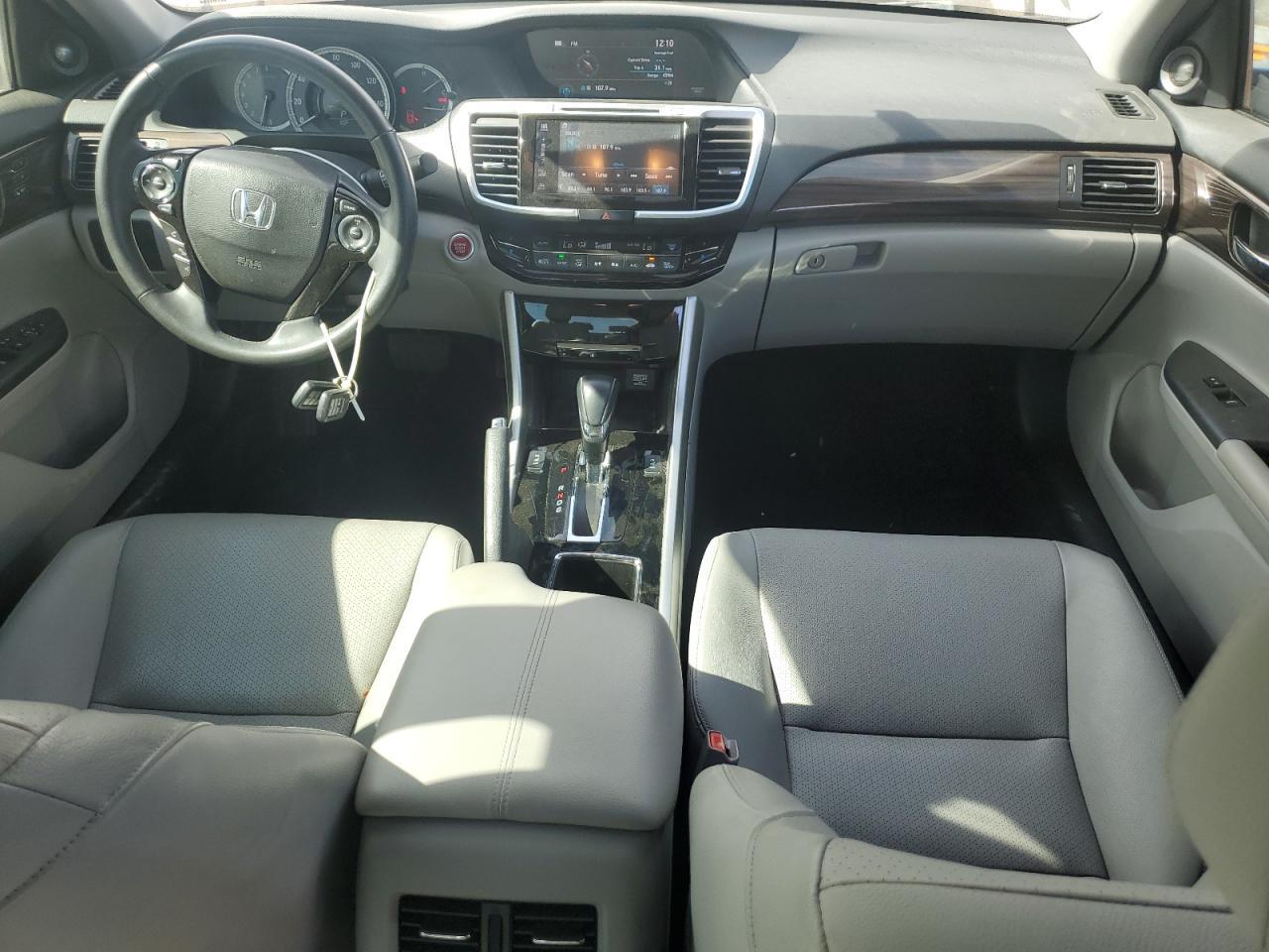 2017 HONDA ACCORD