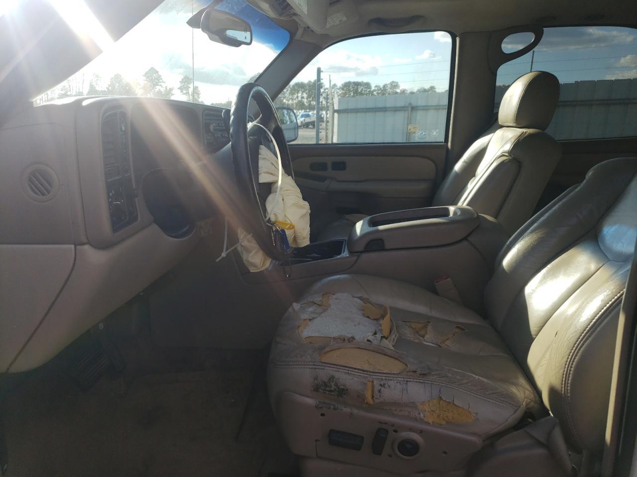 2003 CHEVROLET Tahoe