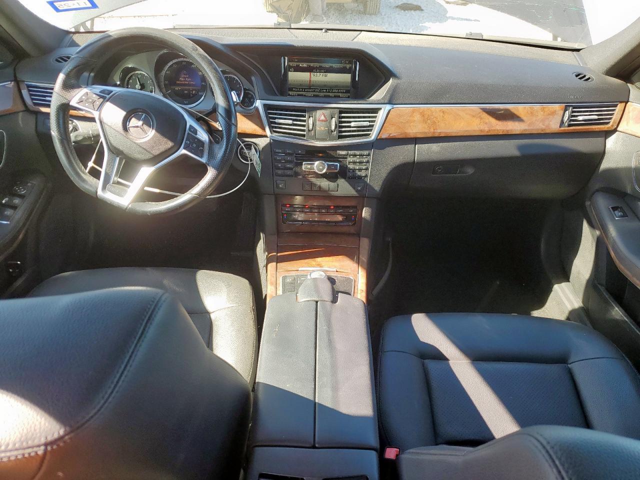 2013 MERCEDES-BENZ E-Class