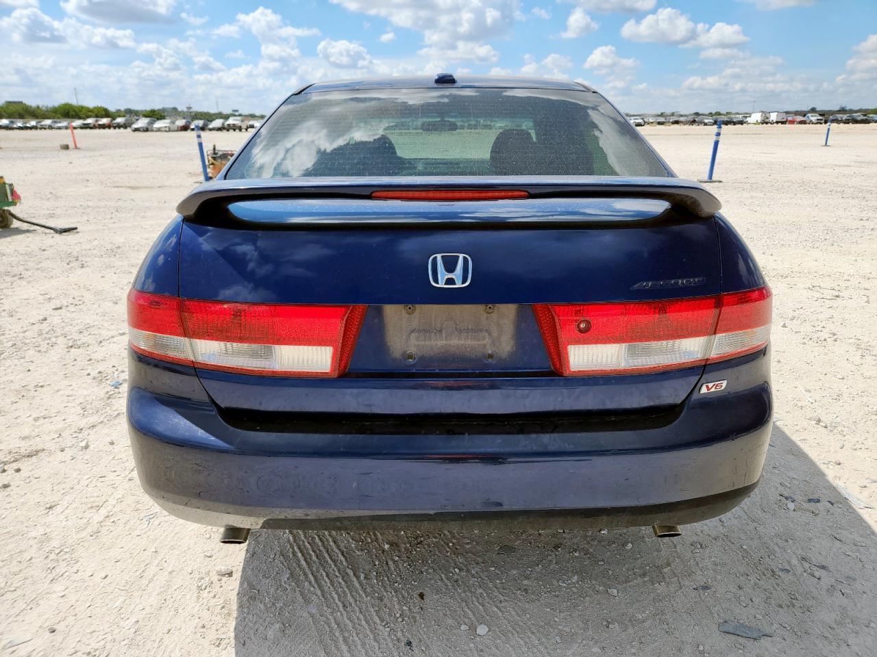 2004 HONDA ACCORD