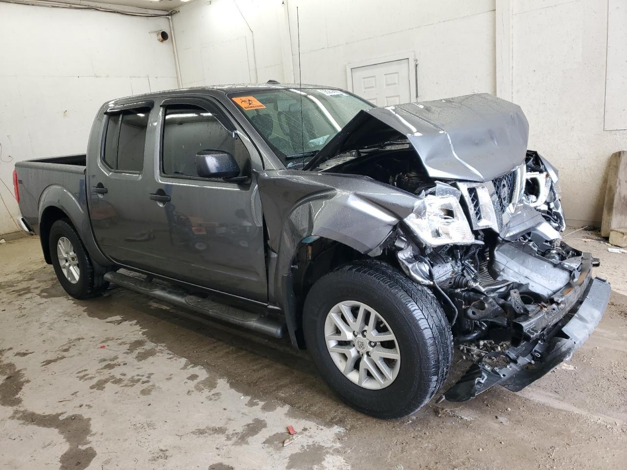 2017 NISSAN Frontier
