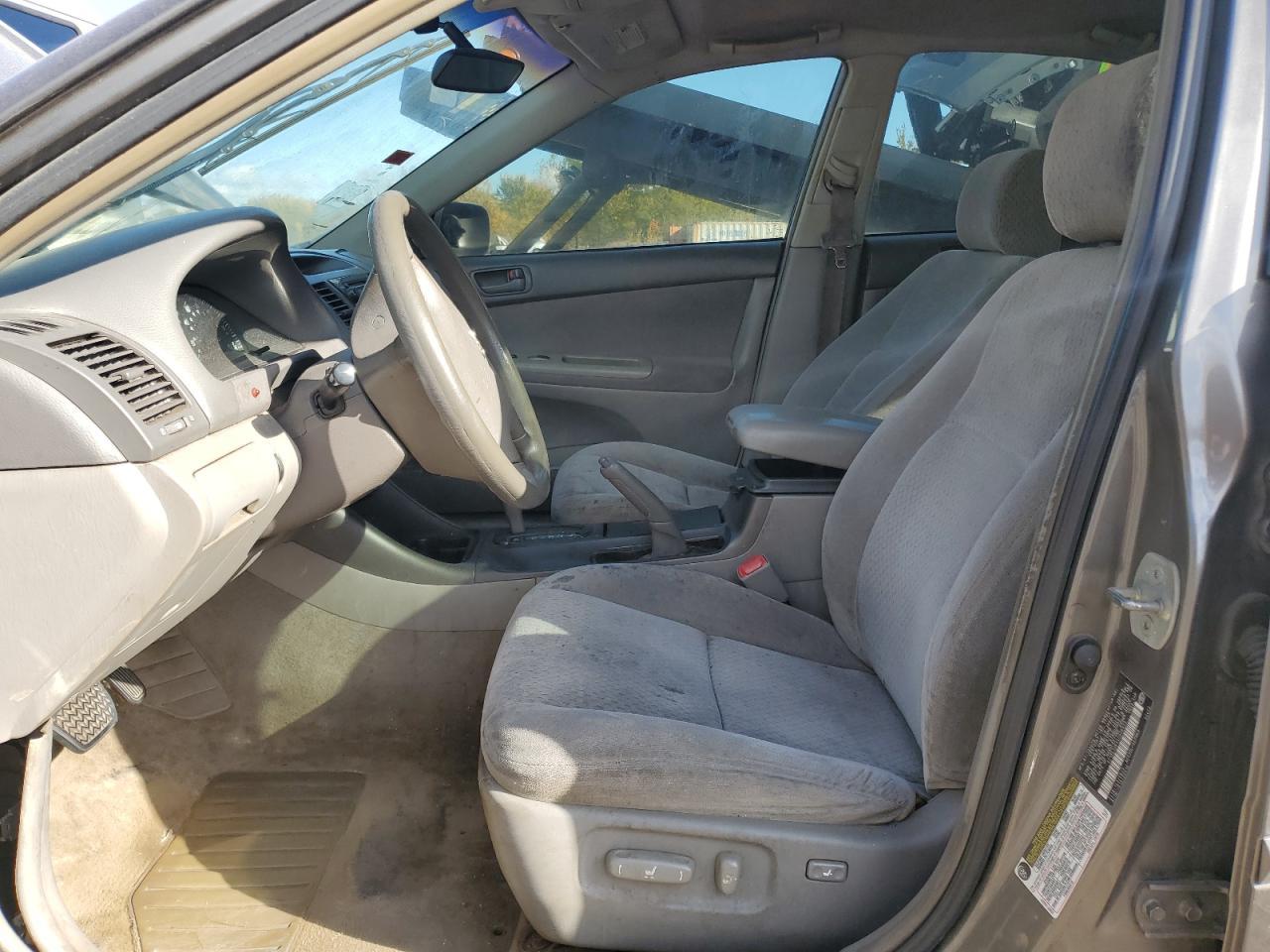 2004 TOYOTA CAMRY
