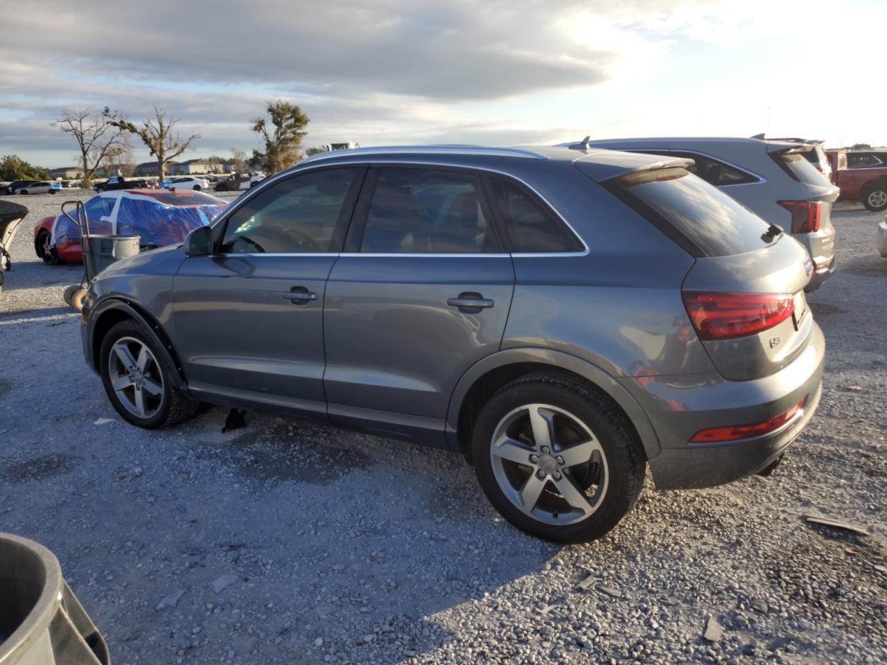 2015 AUDI Q3