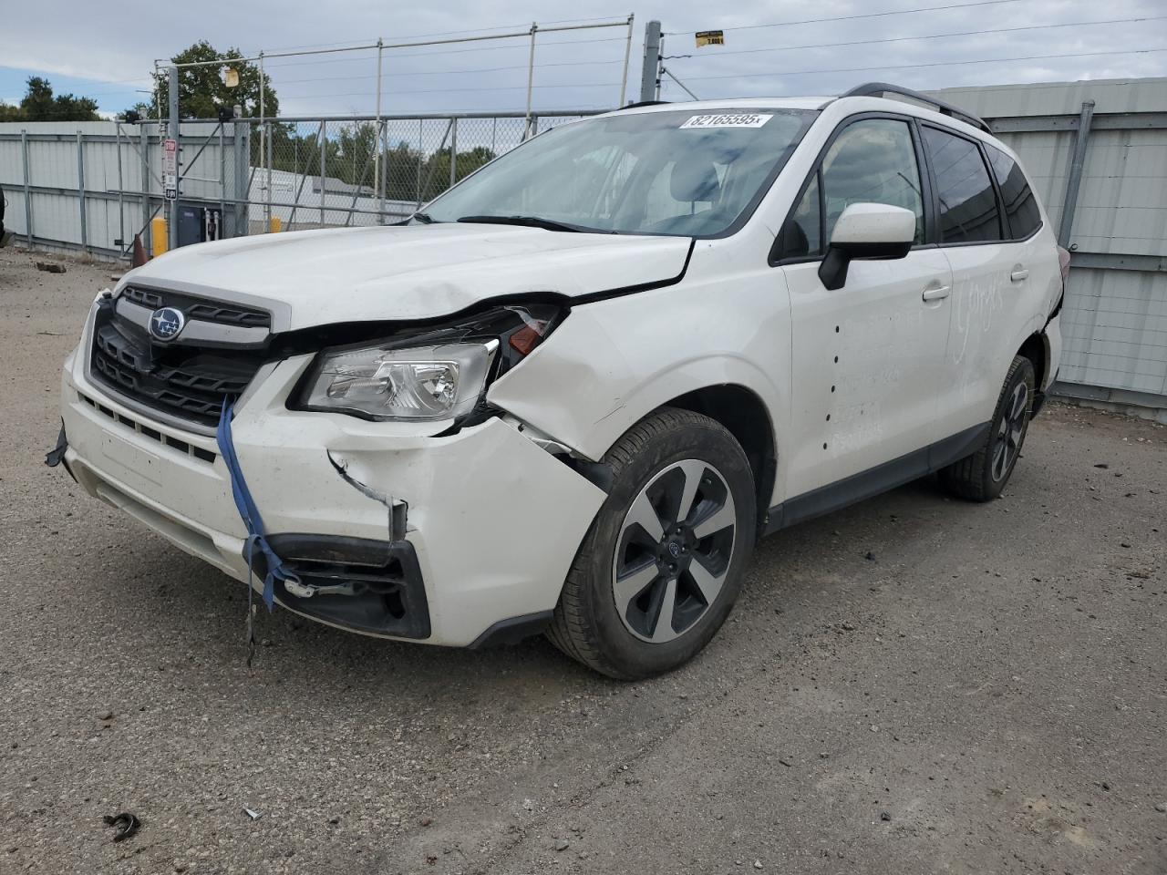 2017 SUBARU FORESTER