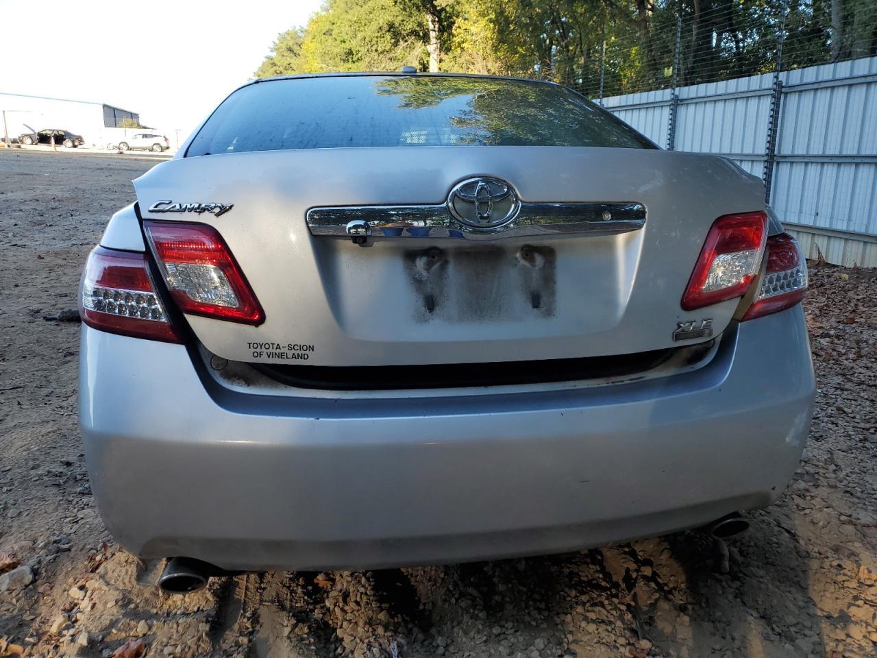 2010 TOYOTA CAMRY