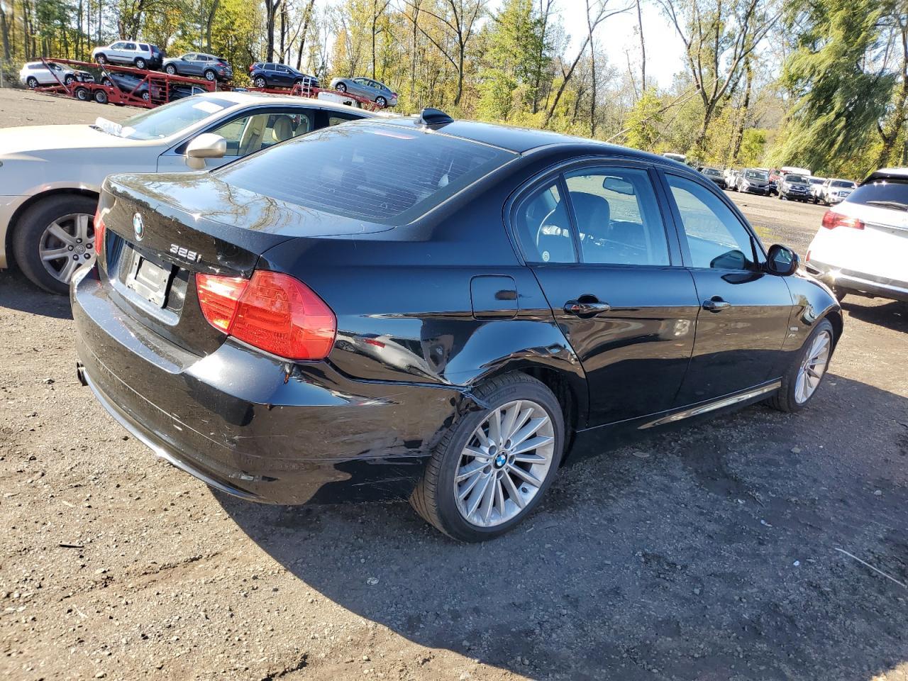 2011 BMW 3 SERIES