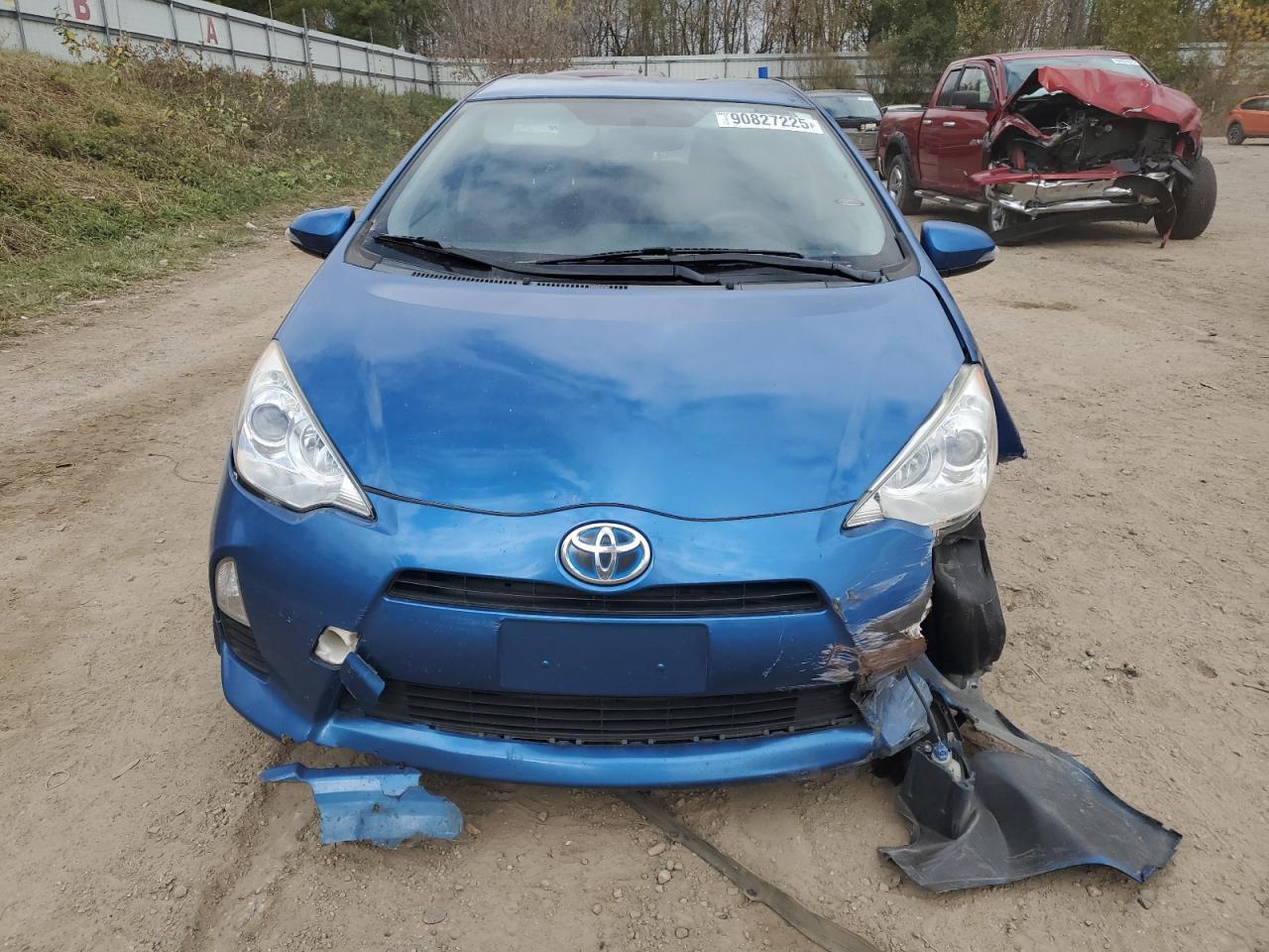 2014 TOYOTA Prius c