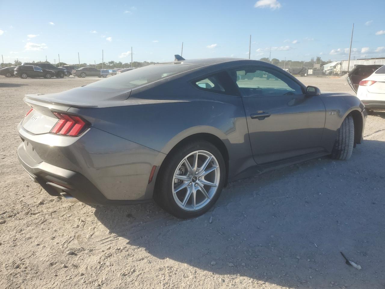 2024 FORD MUSTANG