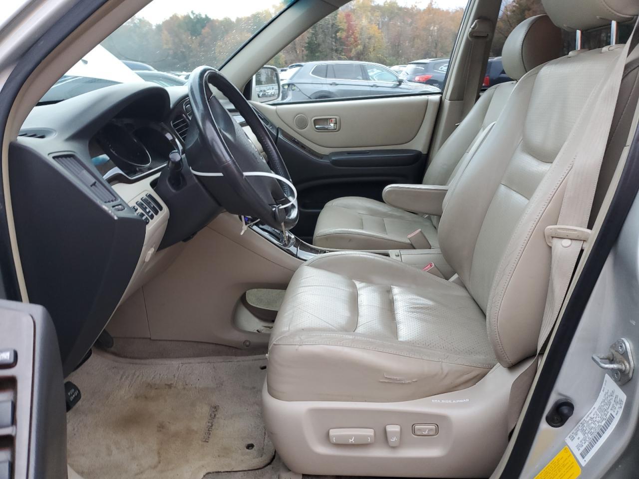 2003 TOYOTA HIGHLANDER