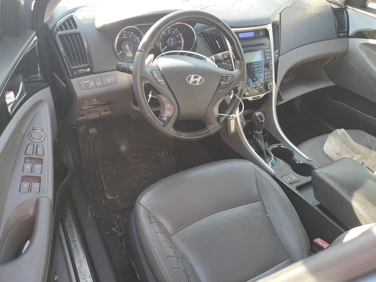 2012 HYUNDAI SONATA