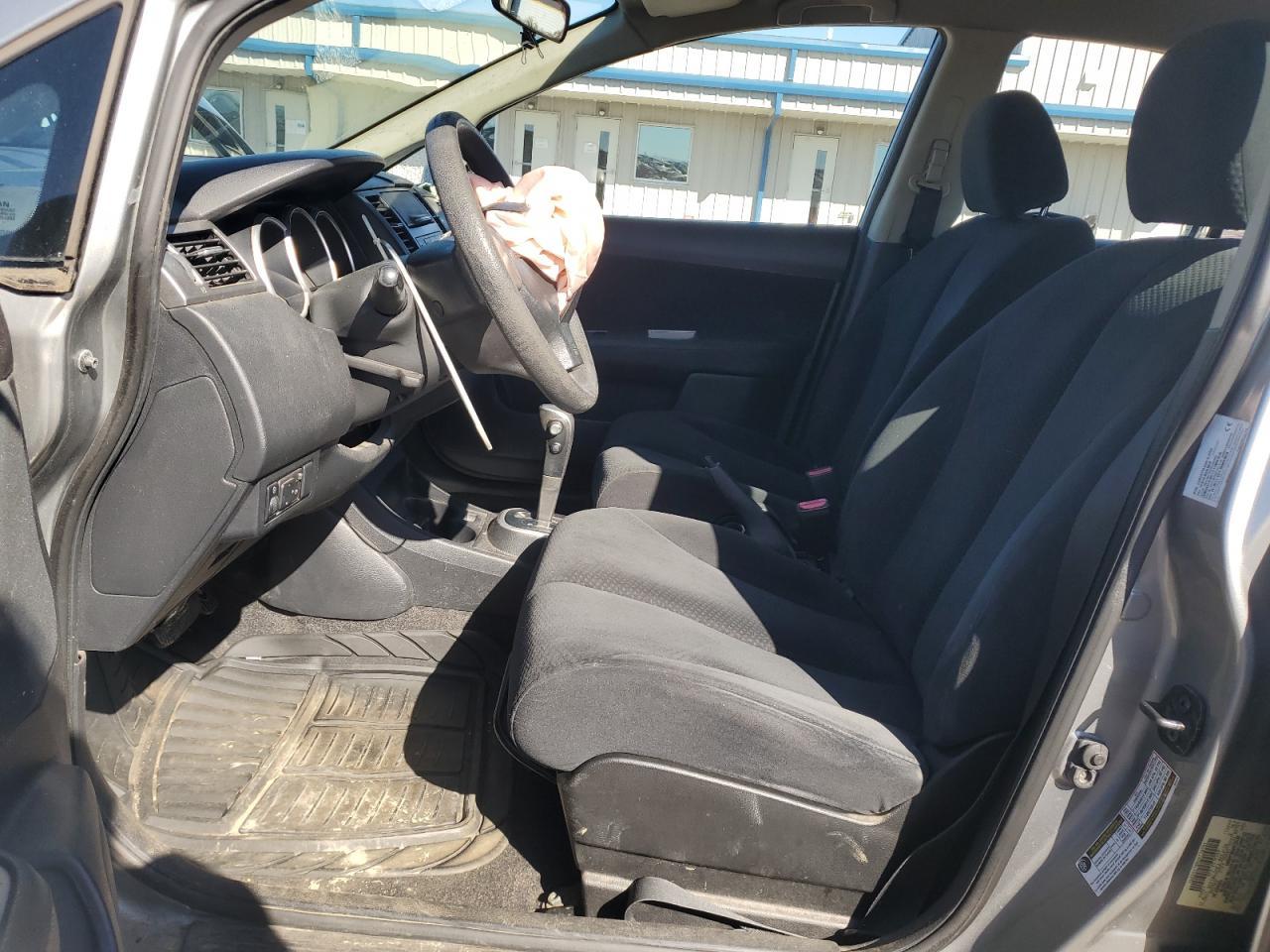 2011 NISSAN VERSA