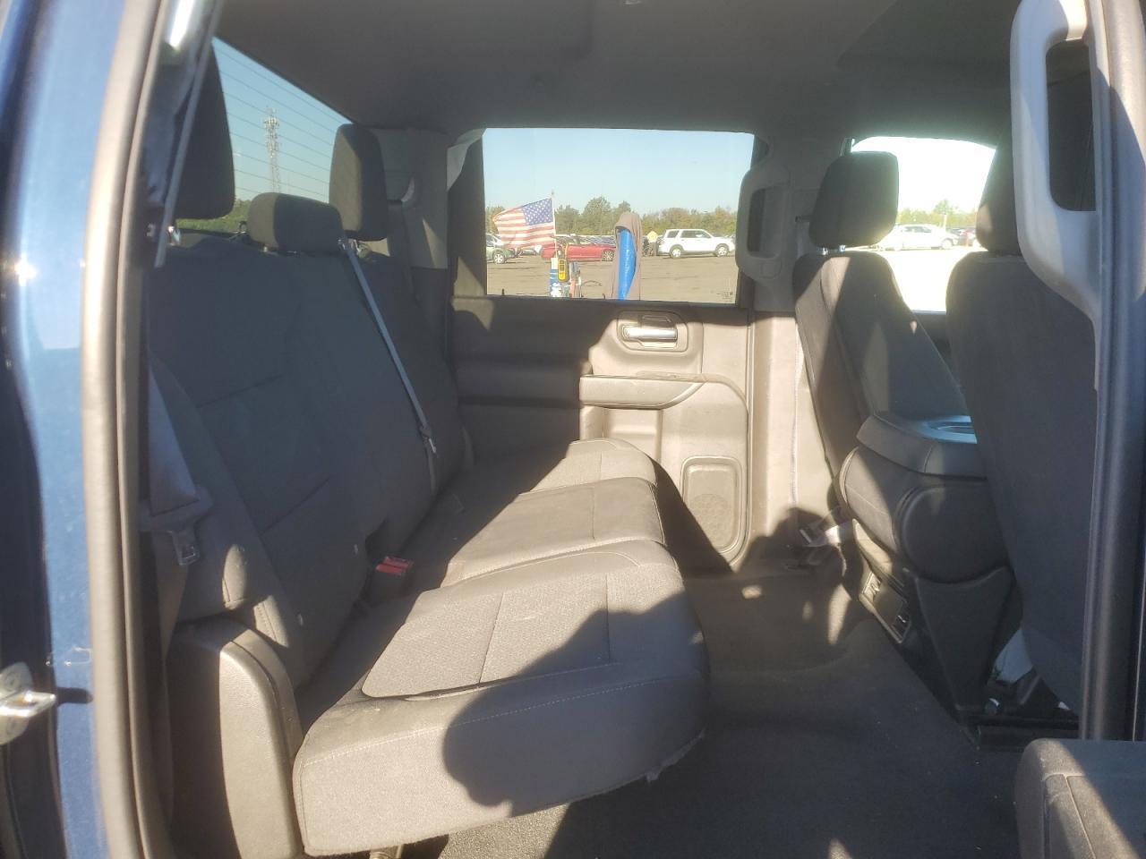 2021 CHEVROLET Silverado