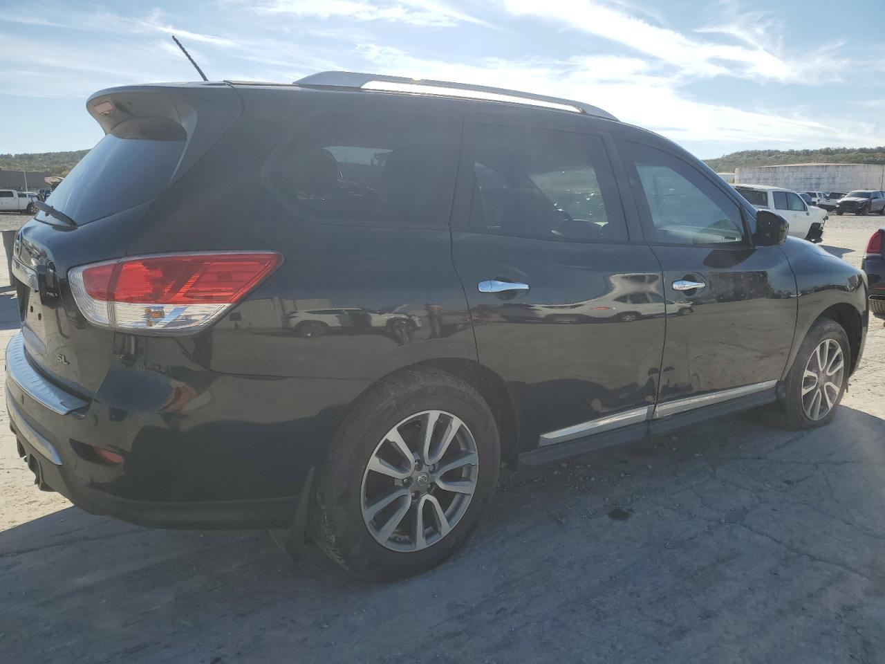 2016 NISSAN PATHFINDER